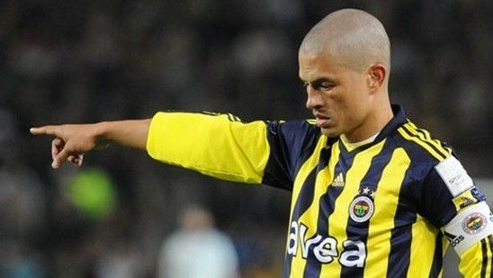 Yakından Tanıdığımız bir Futbol Efsanesi; Kralex, yani Alex de Souza